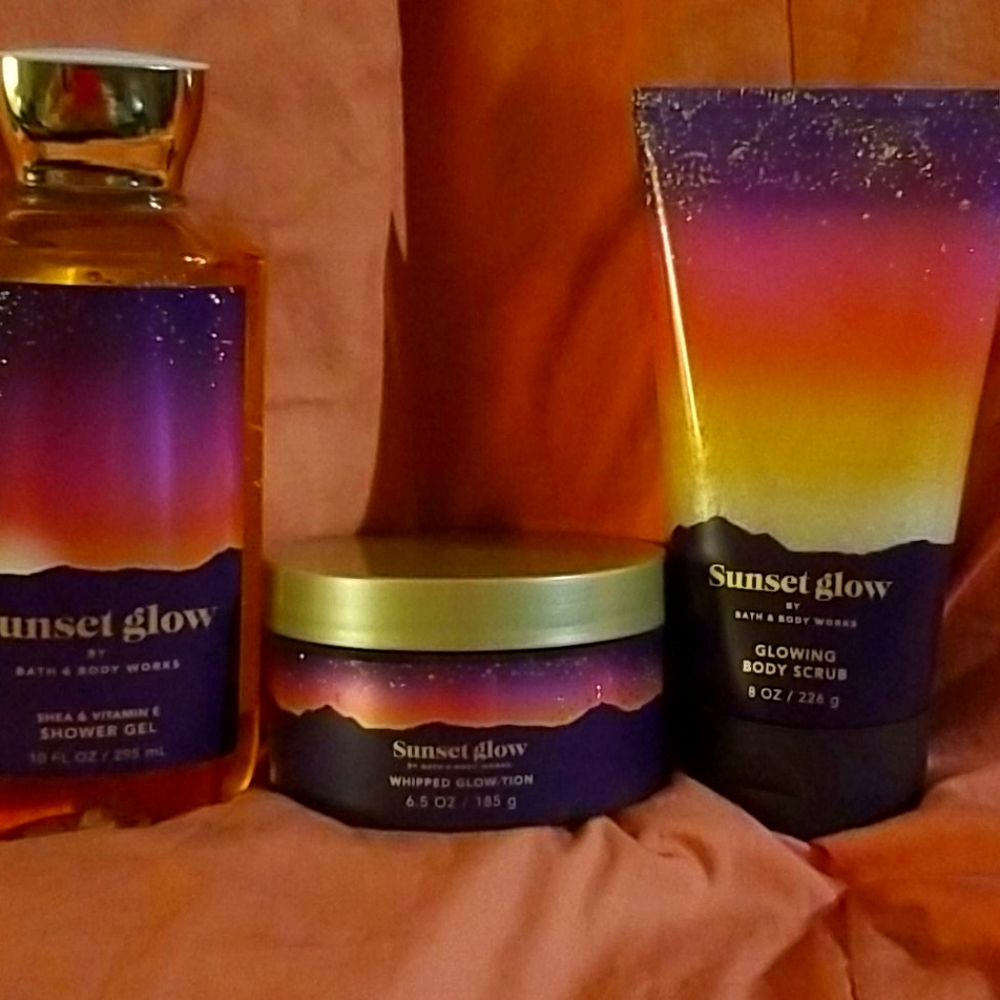 Bath and Body works set Shower gel,Body scrub